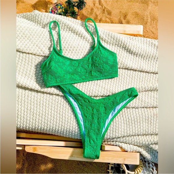 Soly Hux Other - Soly hux NWOT L KERRI Green SEXY B FRONT CHEEKY BOTTOM PULLOVER BIKINI SET